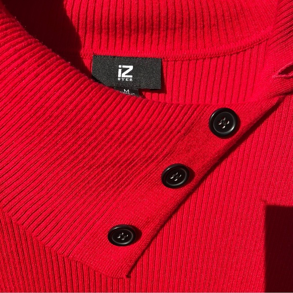 Red Dress - Picture 7 of 9